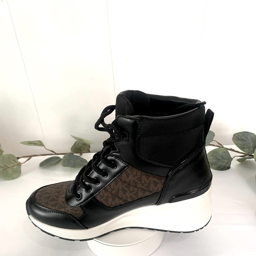 MICHAEL KORS Women Black Brown Logo Leather Trainer